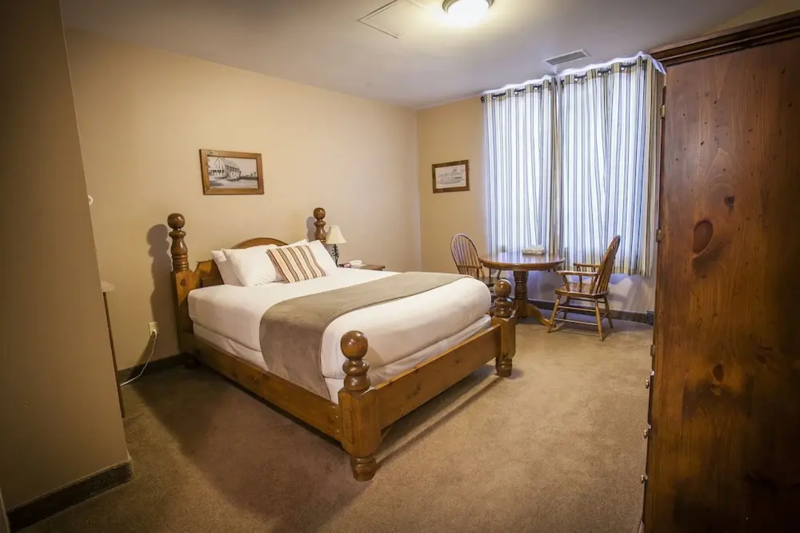 Seacliffe Inn