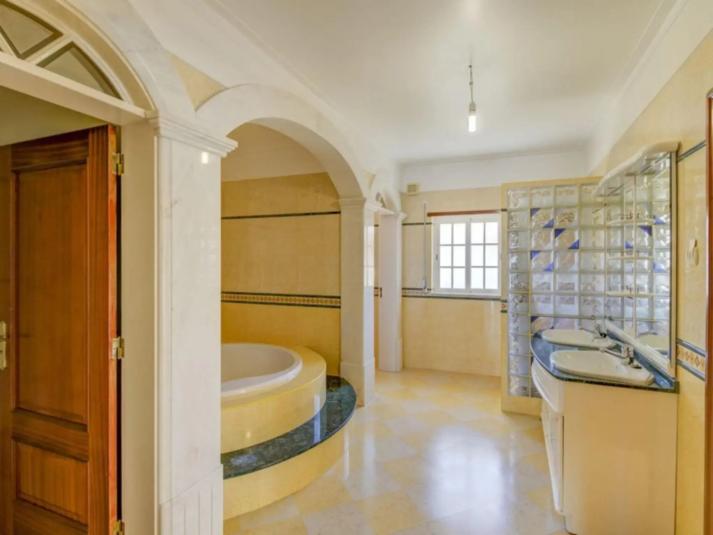 V6 Menir (V2G2) in Parchal