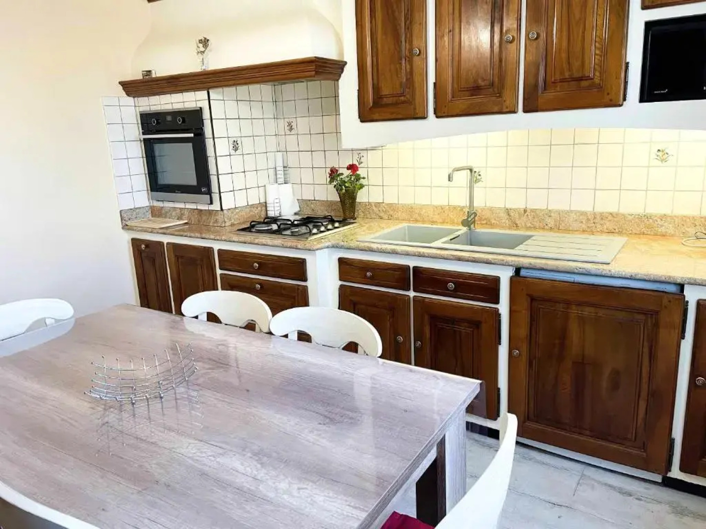 Villa de 5 chambres avec piscine privee jardin clos et wifi a Sablet