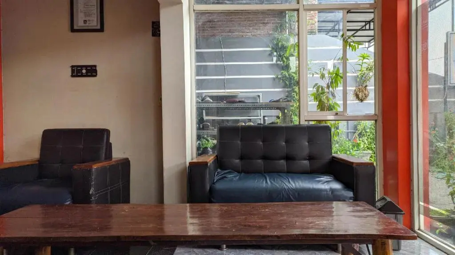 OYO 3012 Coupis Guesthouse Syariah