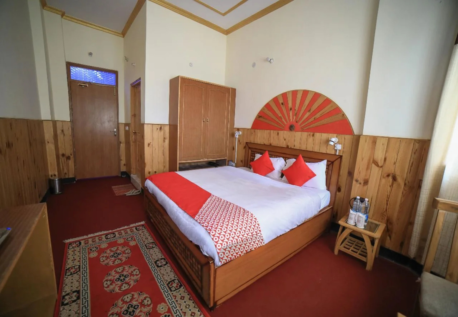 Hotel shimla hills international