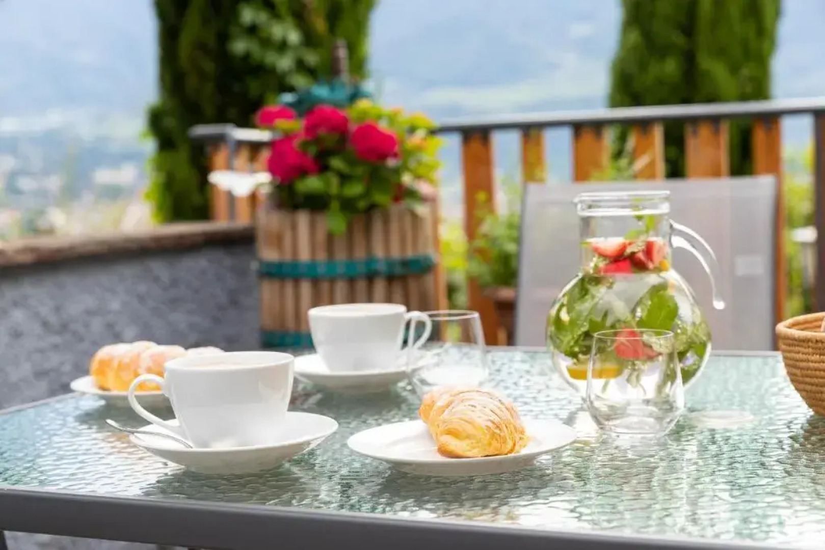 MeranoView Apartments