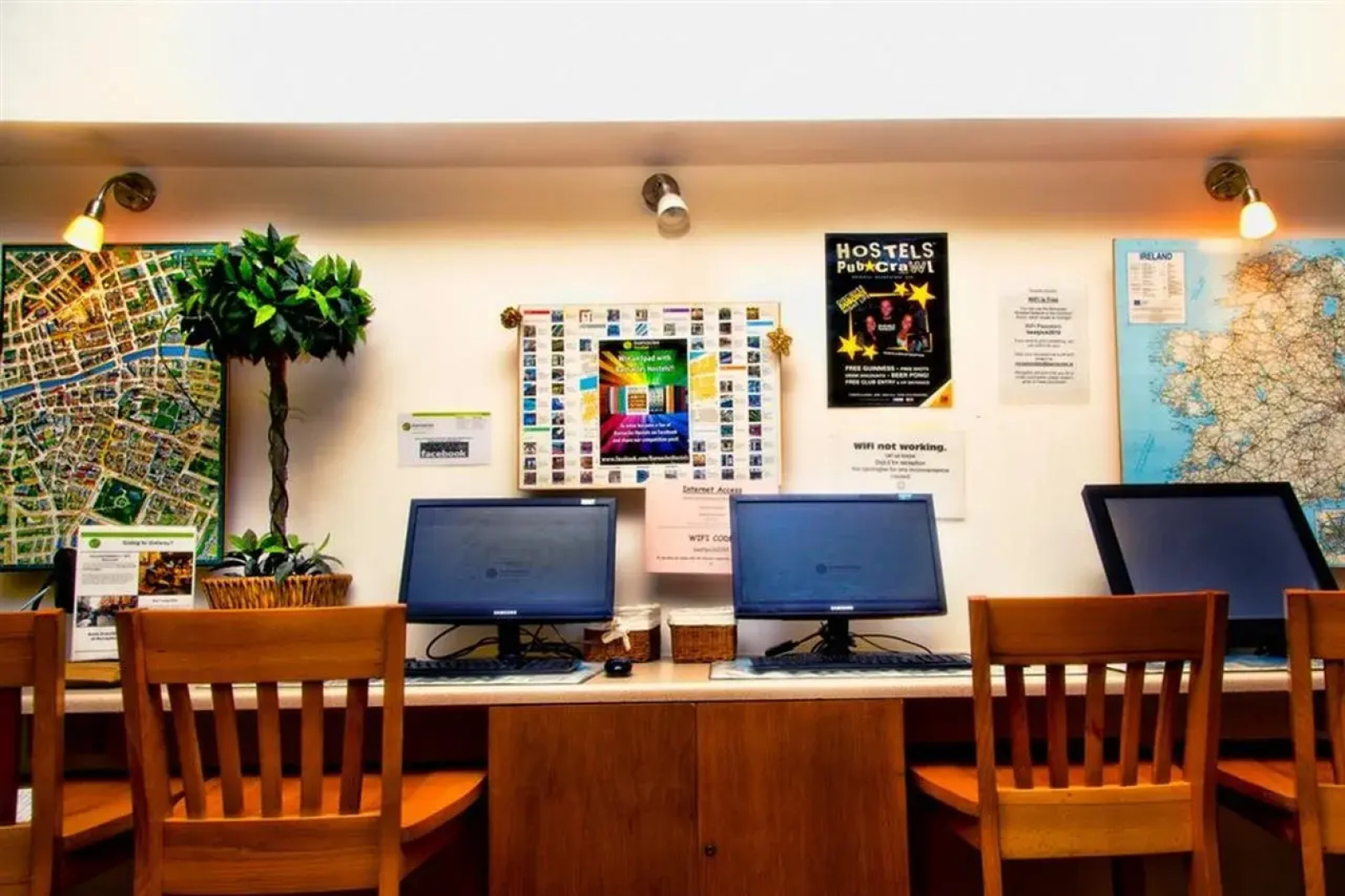 Temple Bar Lane by the KeyCollections