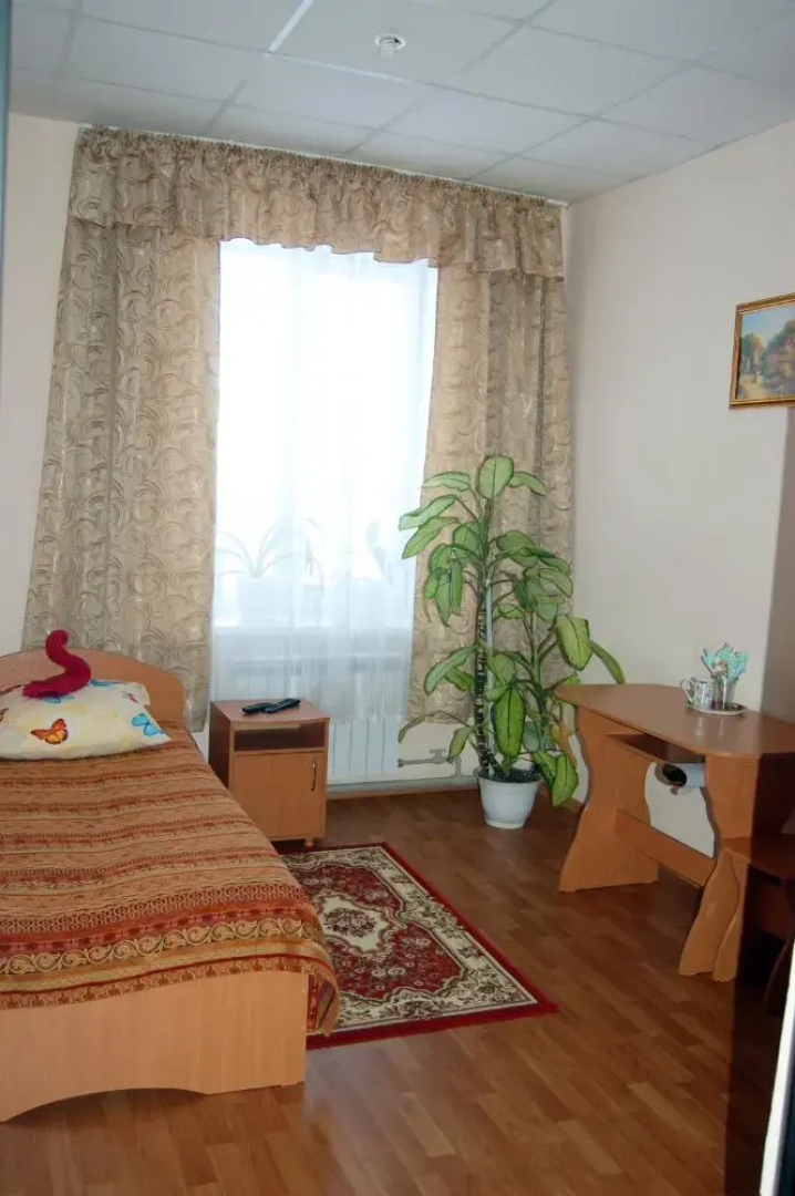 Флоренция (бывш. Спутник)