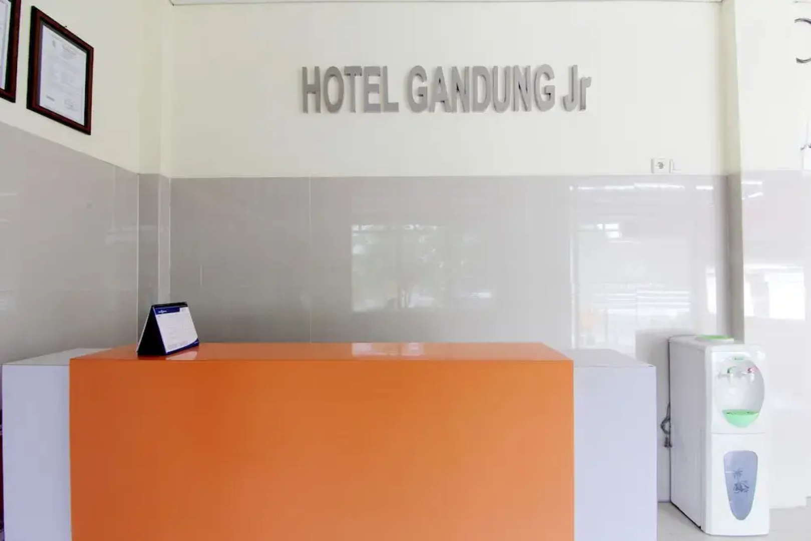 Hotel Gandung Yunior