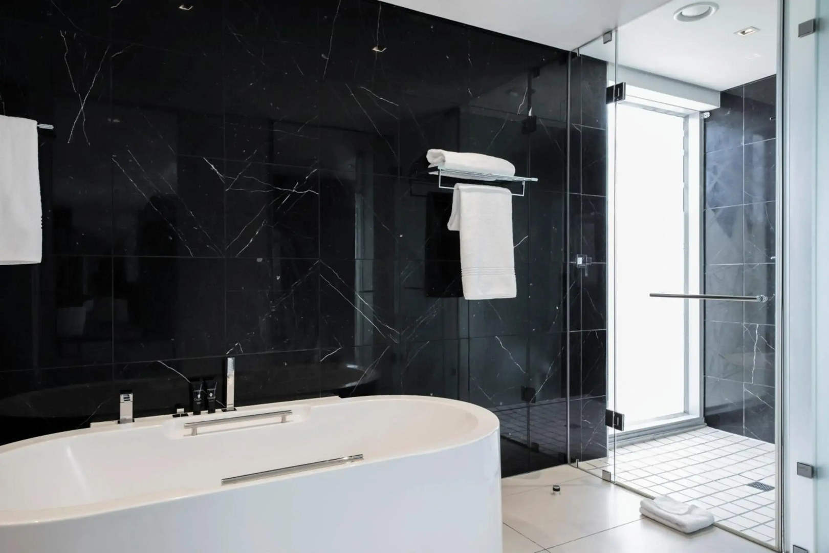 The Capital 15 on Orange Hotel & Spa