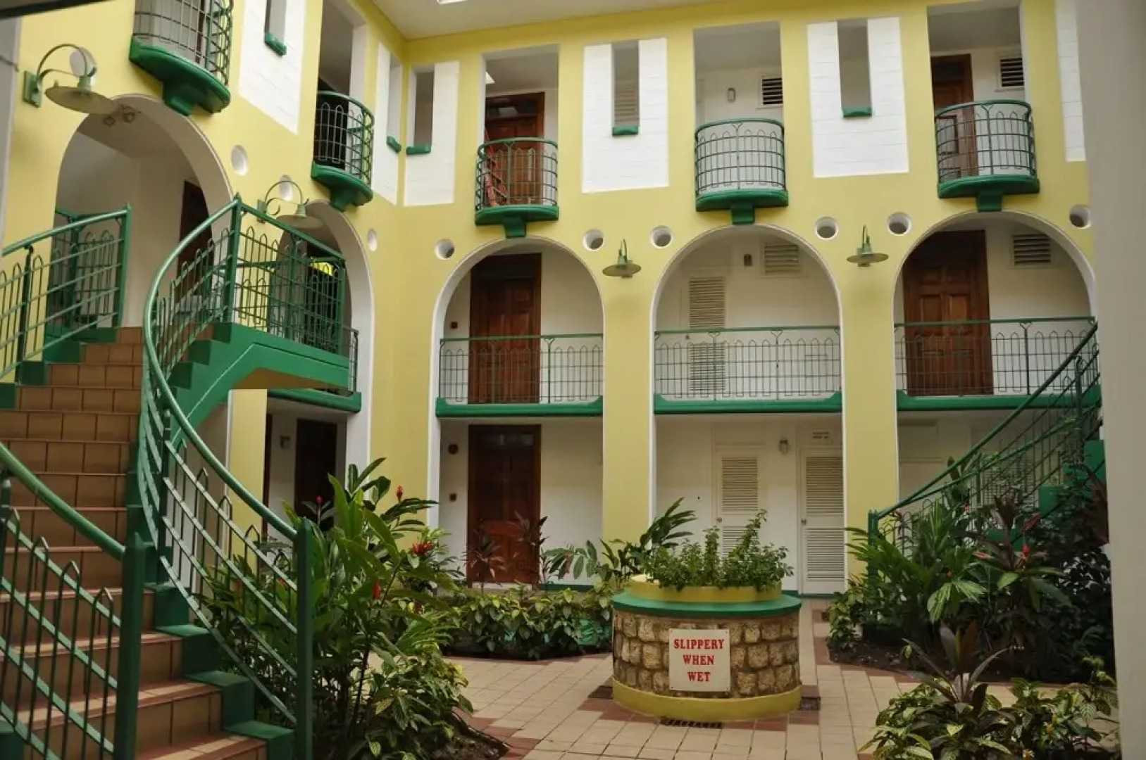 Marchabell by the Sea E22