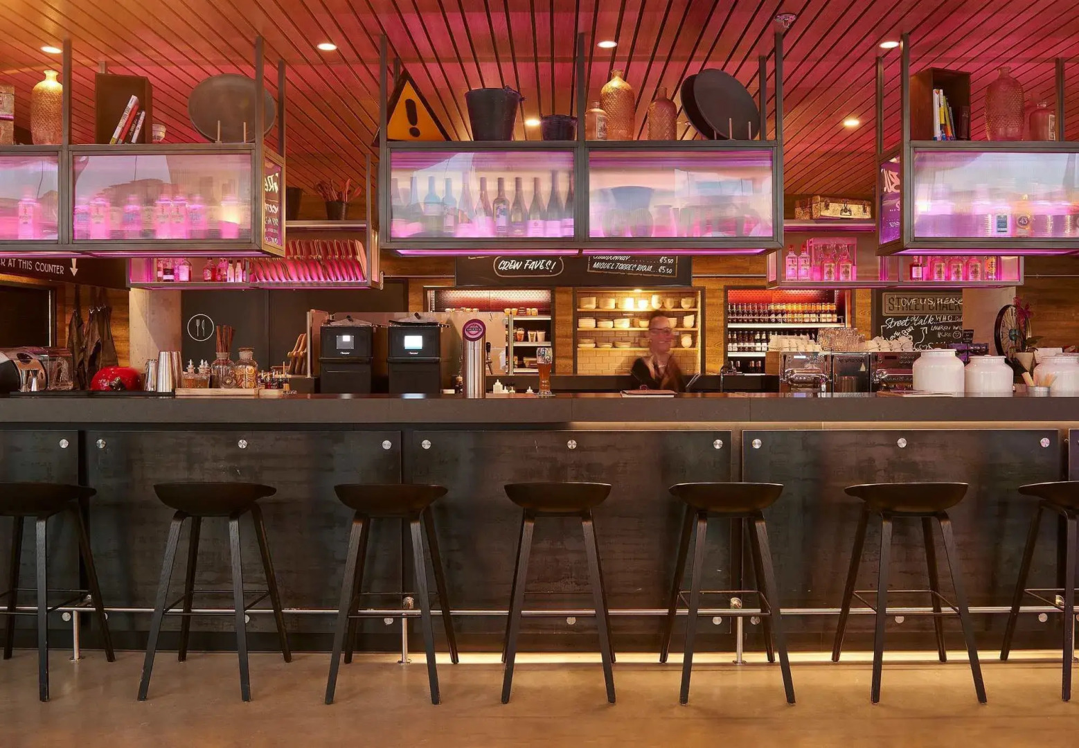 MOXY Frankfurt Eschborn