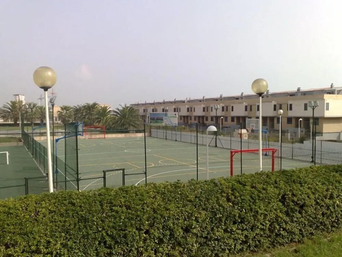 Modern Penthouse Apartment on the Beach