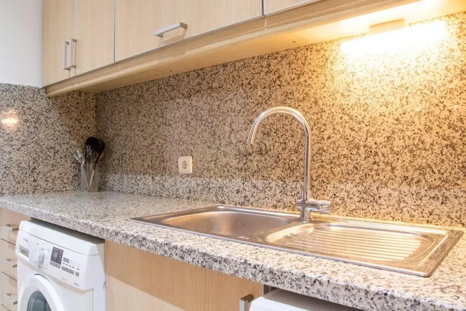 Comfortable Flat w Pool and Garden in Soke Aydin
