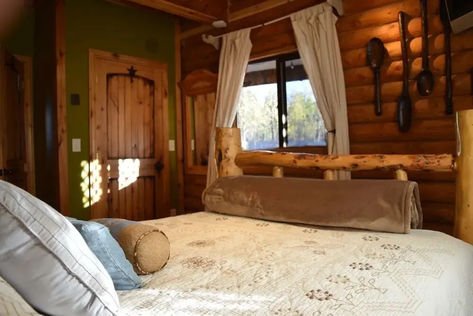 The Aspen Moose Vacation Cabin