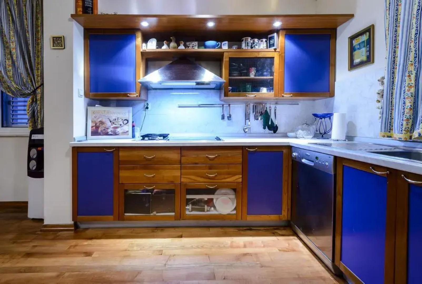 Villa Piano - Four Bedroom Villa With Terrace and Swimming Pool