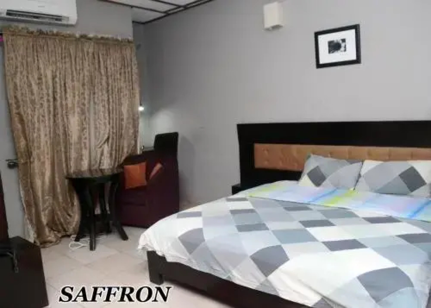 Flora Suites Exclusive