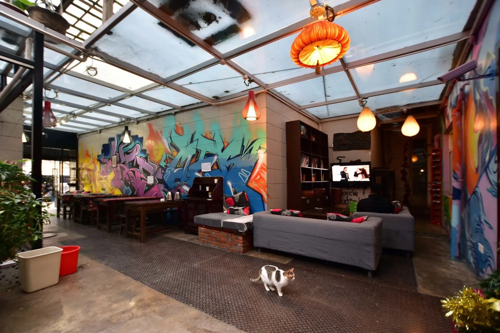 Shanghai Old West Gate Hostel