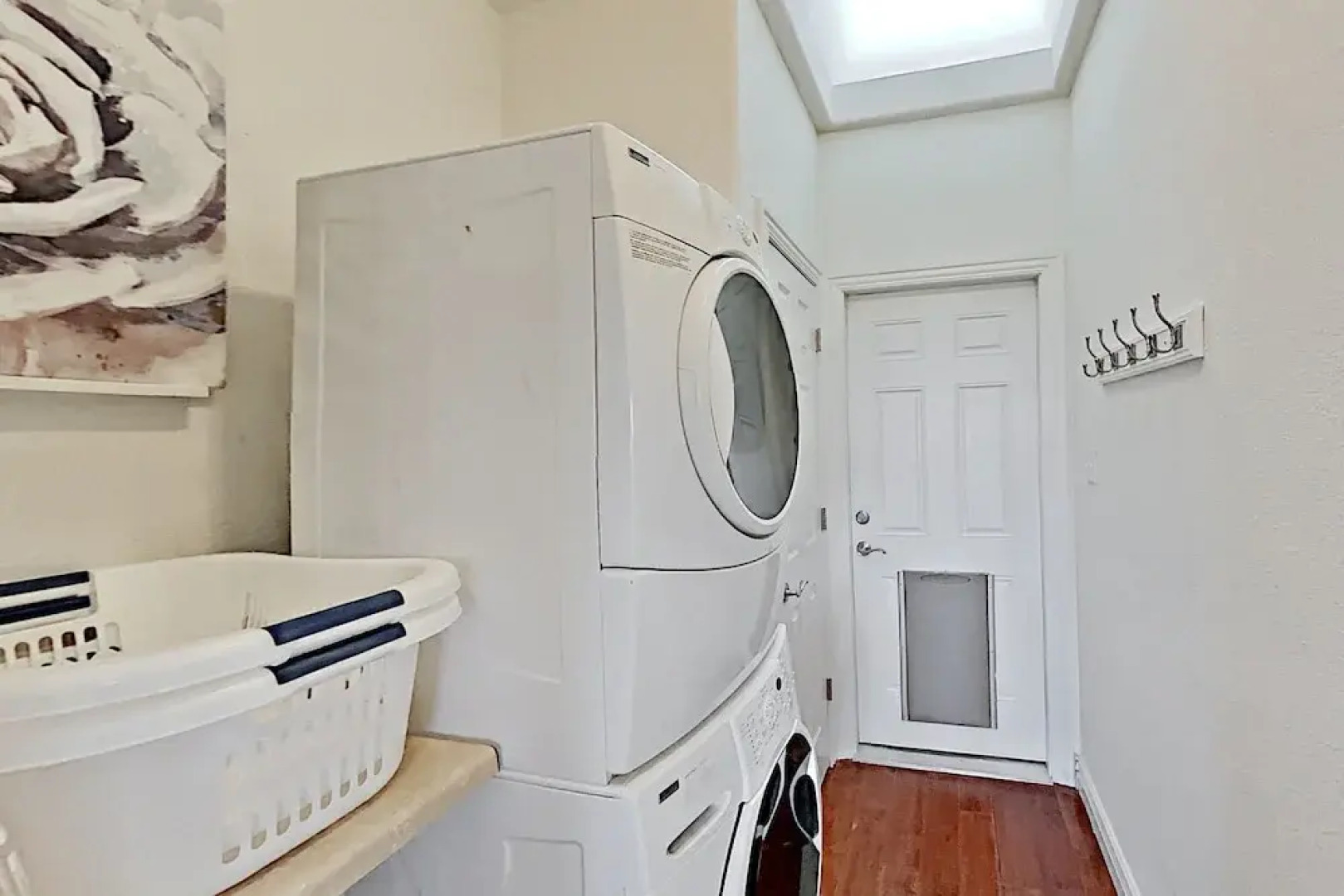 4BR 3BA Spicewood House with Impressive Views by RedAwning