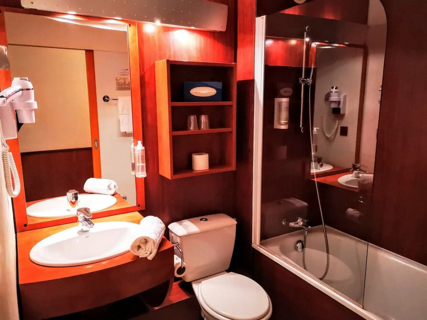 Brit Hotel Bordeaux Aéroport - Le Soretel