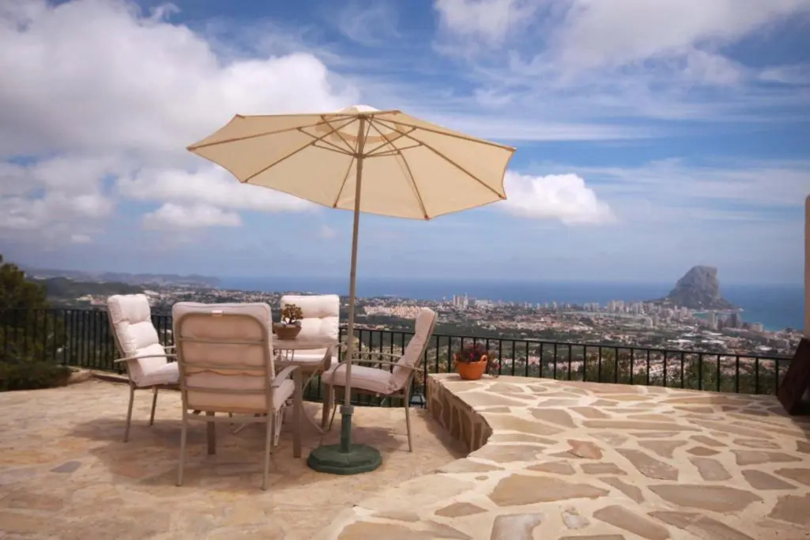 Villa Alicia - Plusholidays