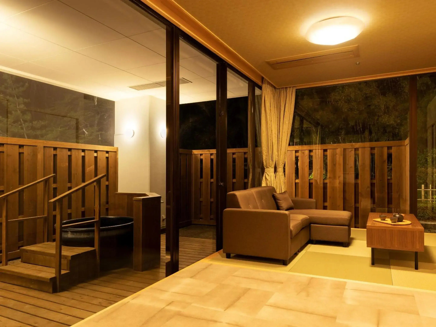 Ooedo Onsen Monogatari Premium Saiki Bekkan