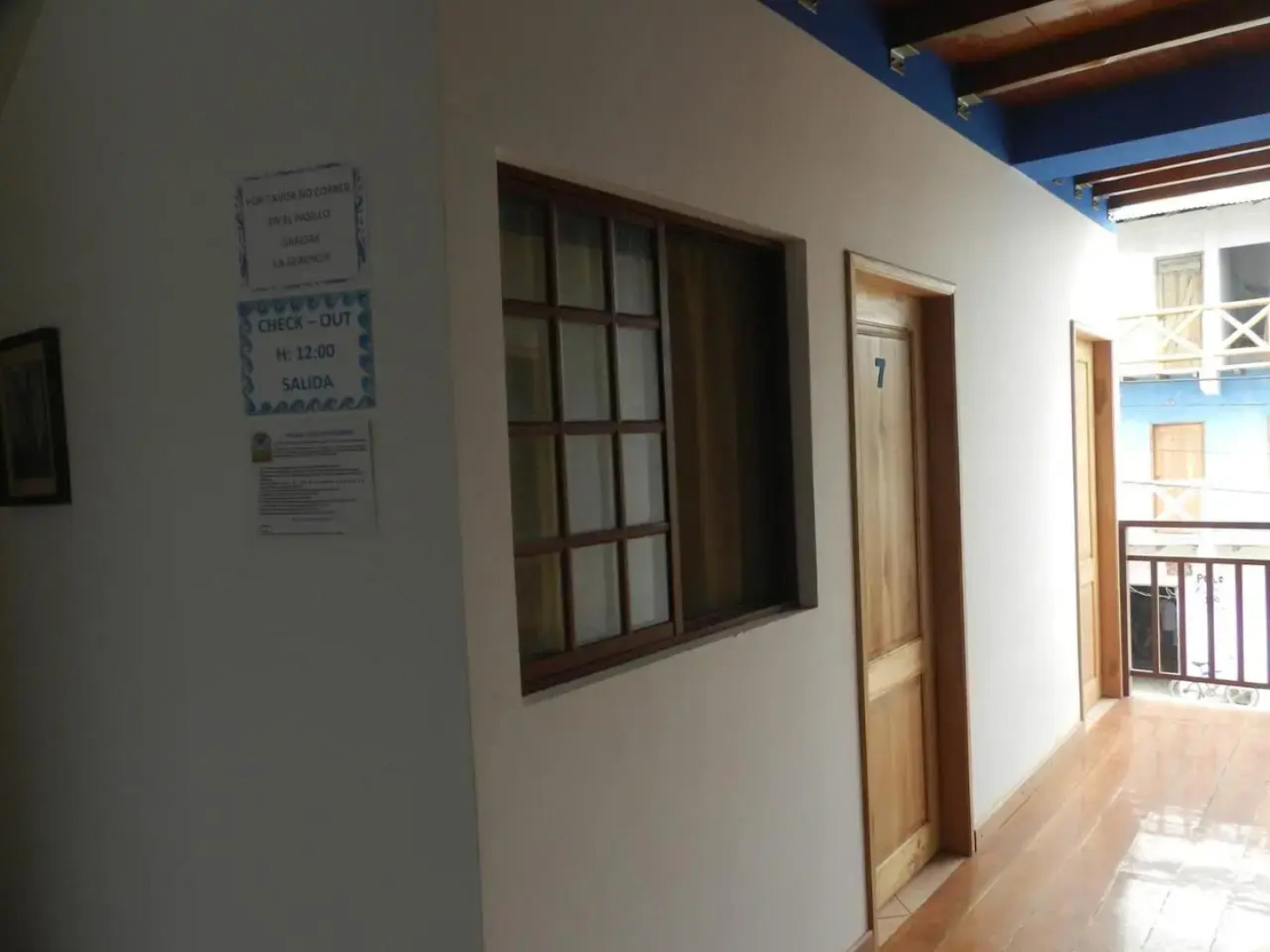 Hostal Yaku Montañita