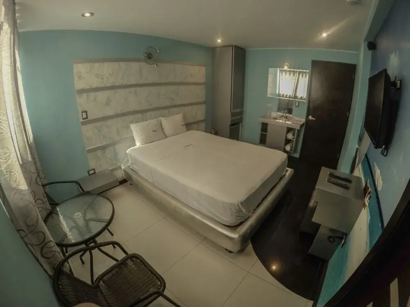 Qollana Business Hotel