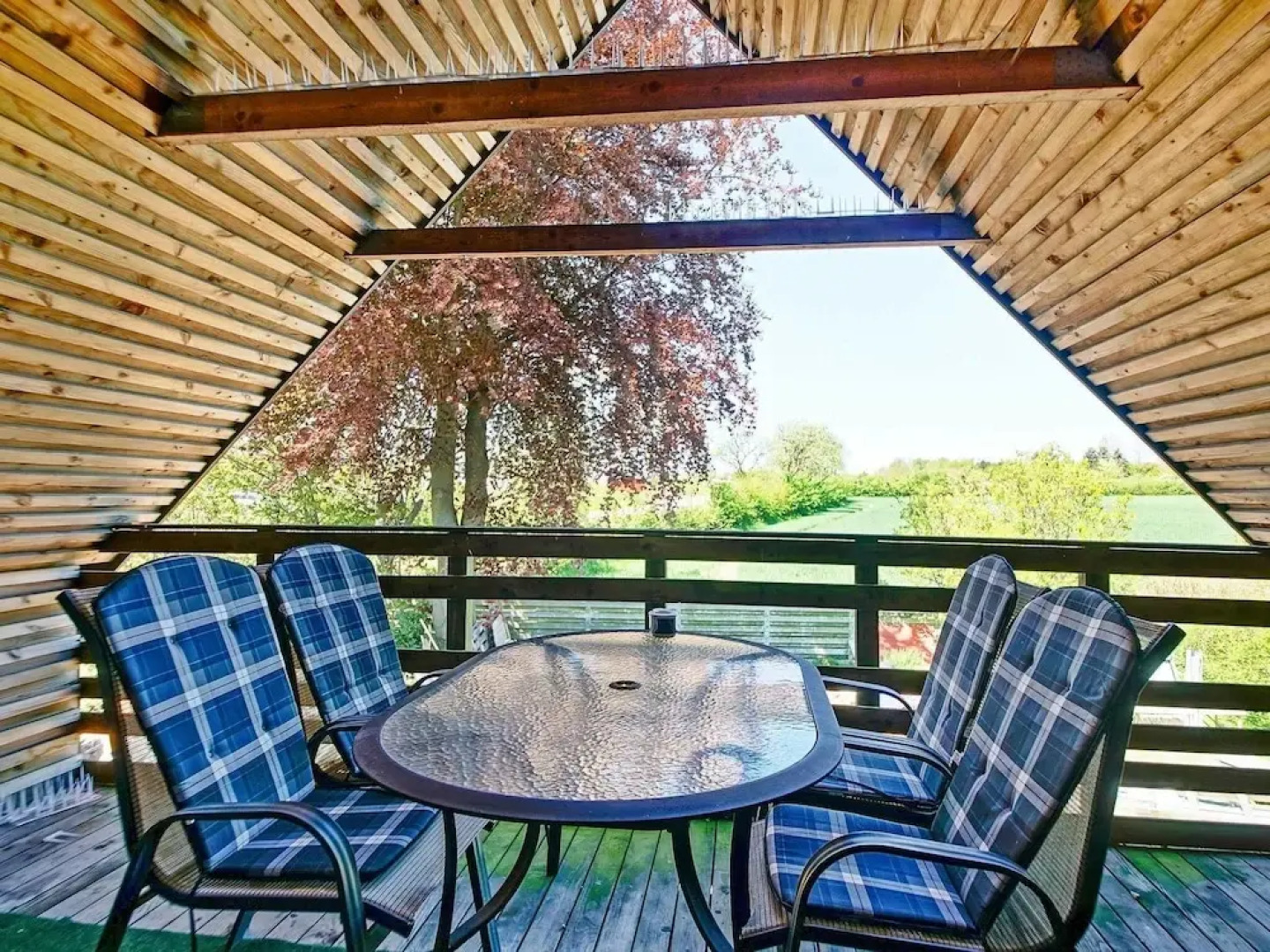 Rustic Holiday Home in Aakirkeby on Natural Plot