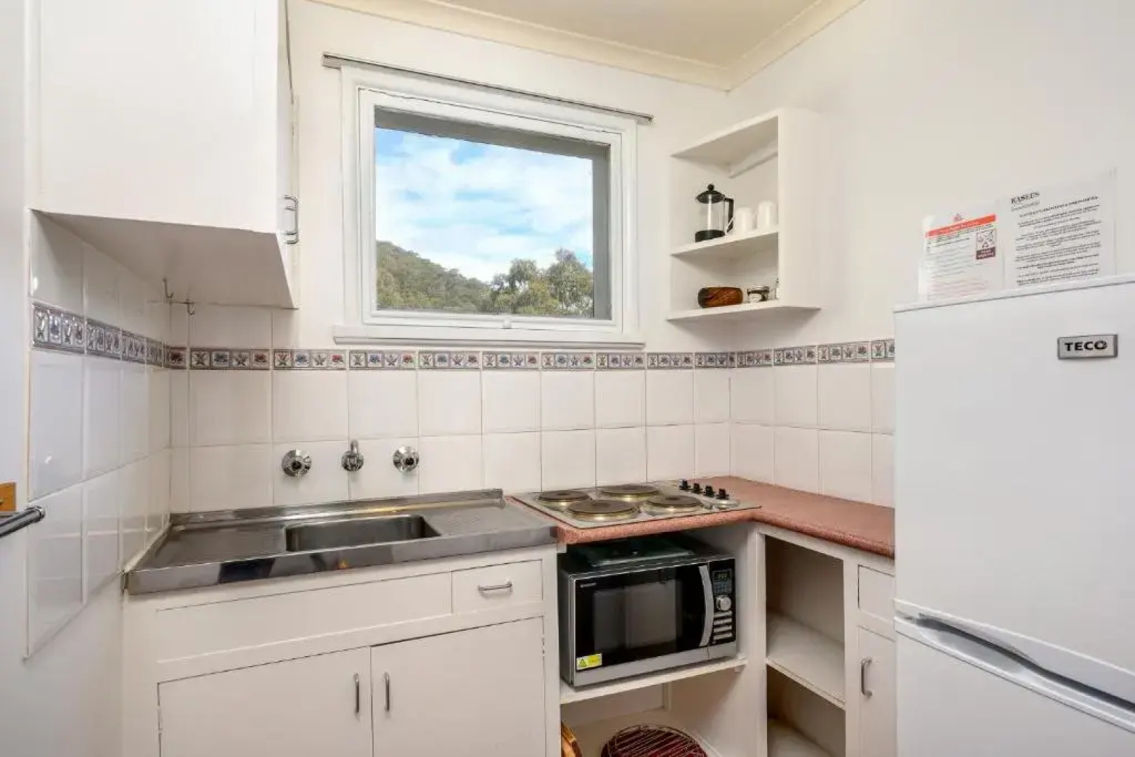 Kasees Apartments & Mountain Lodge