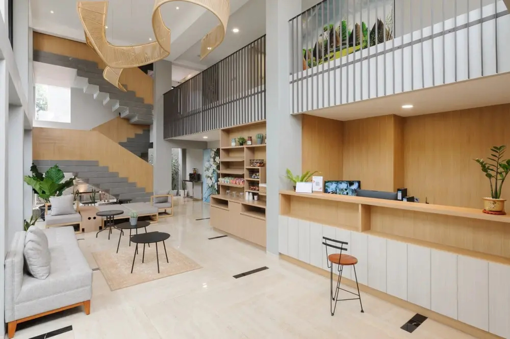 Urbanview Hotel Puri Indah