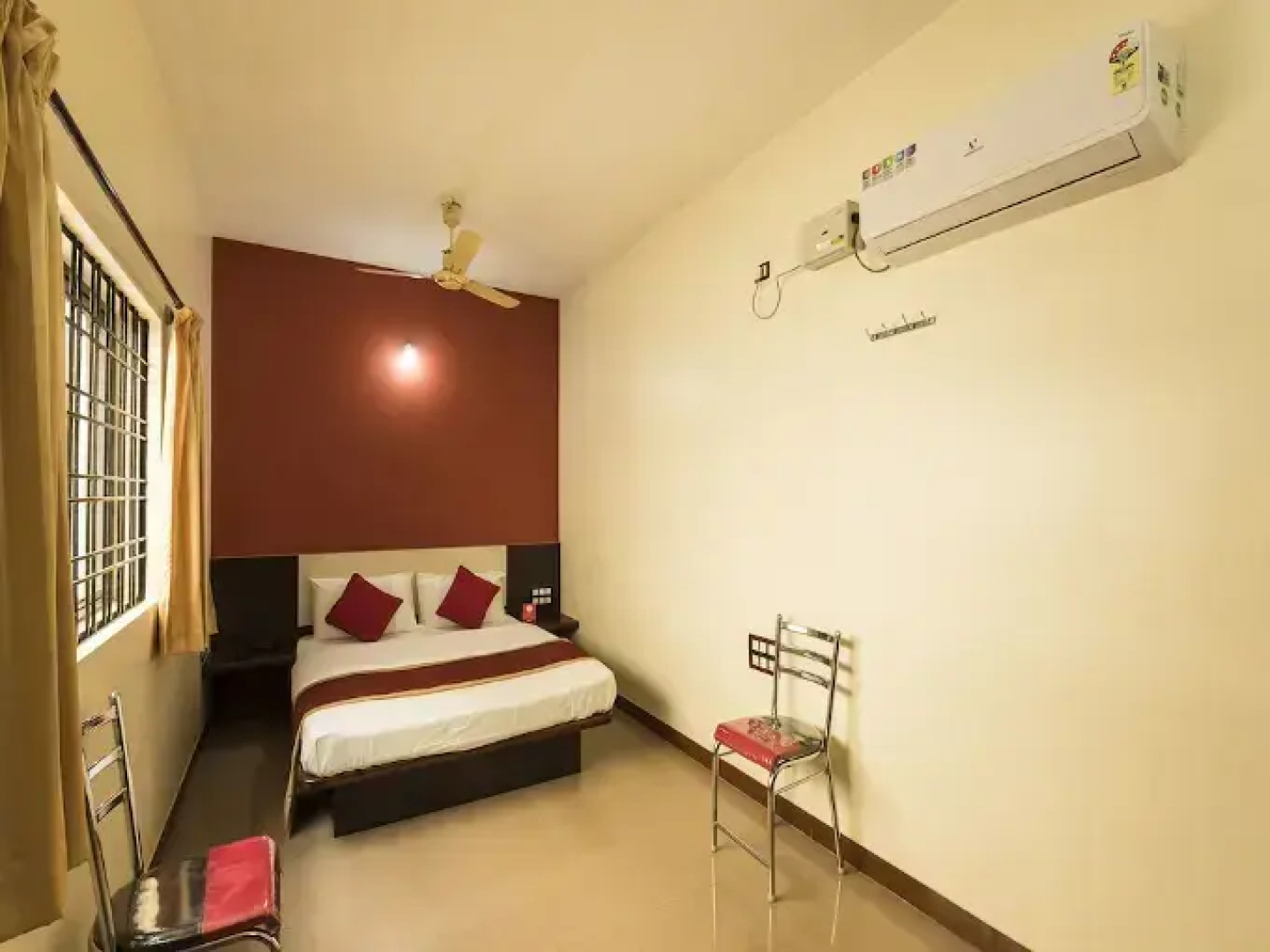 OYO 9918 Sri Venkatesha Residency