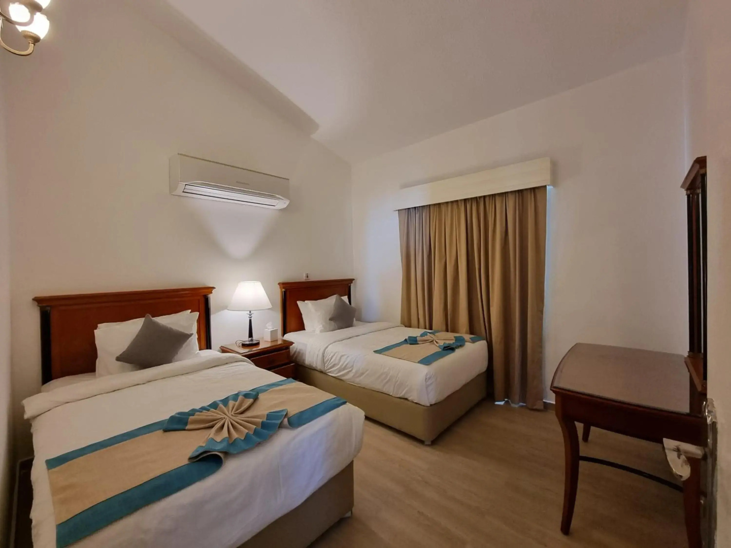 Holiday Beach Resort