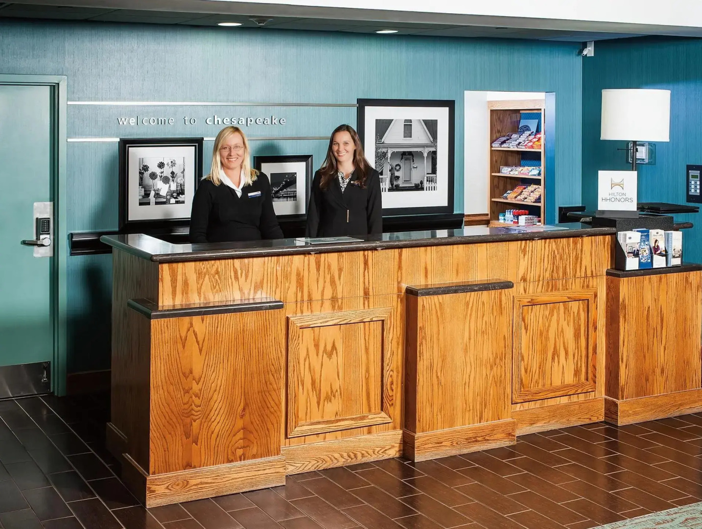 Hampton Inn & Suites Chesapeake-Square Mall