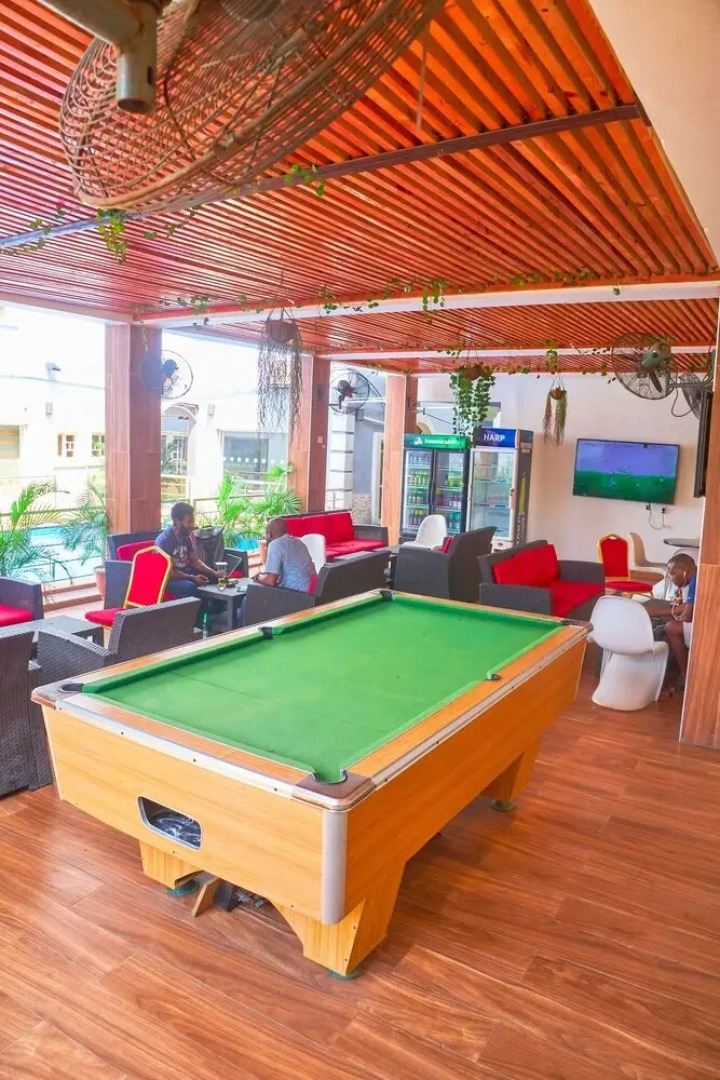 Nevada Inn Hotels And Suites