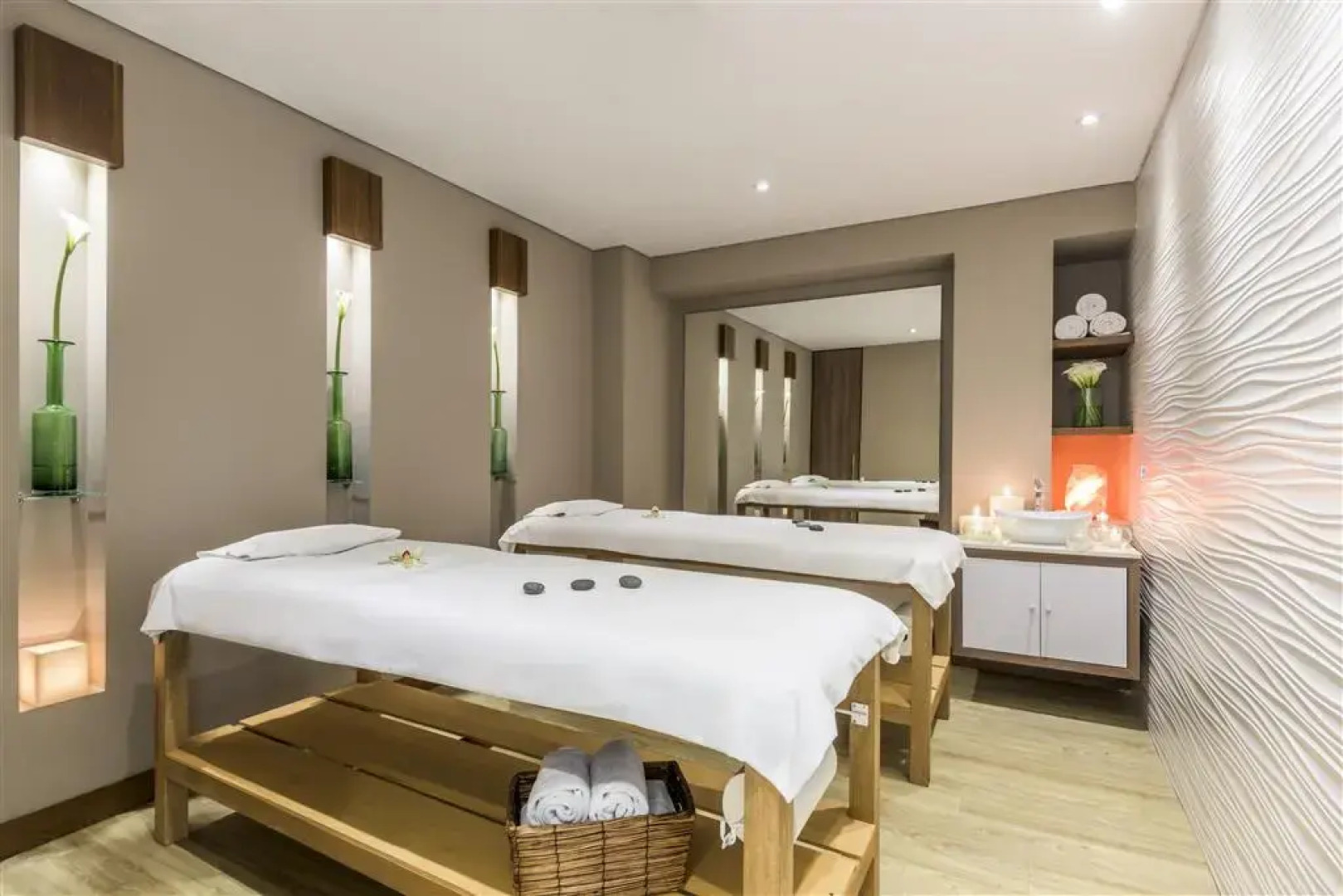 NH Collection Bogotá Teleport Royal