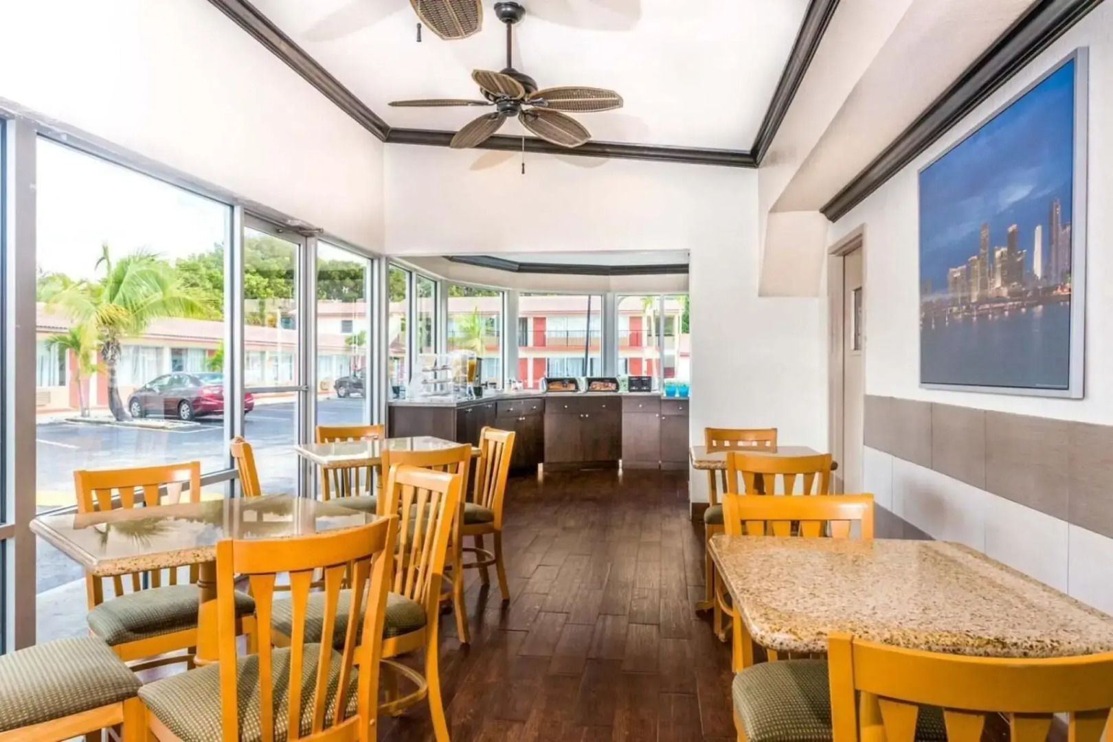 Econo Lodge Inn & Suites Florida City