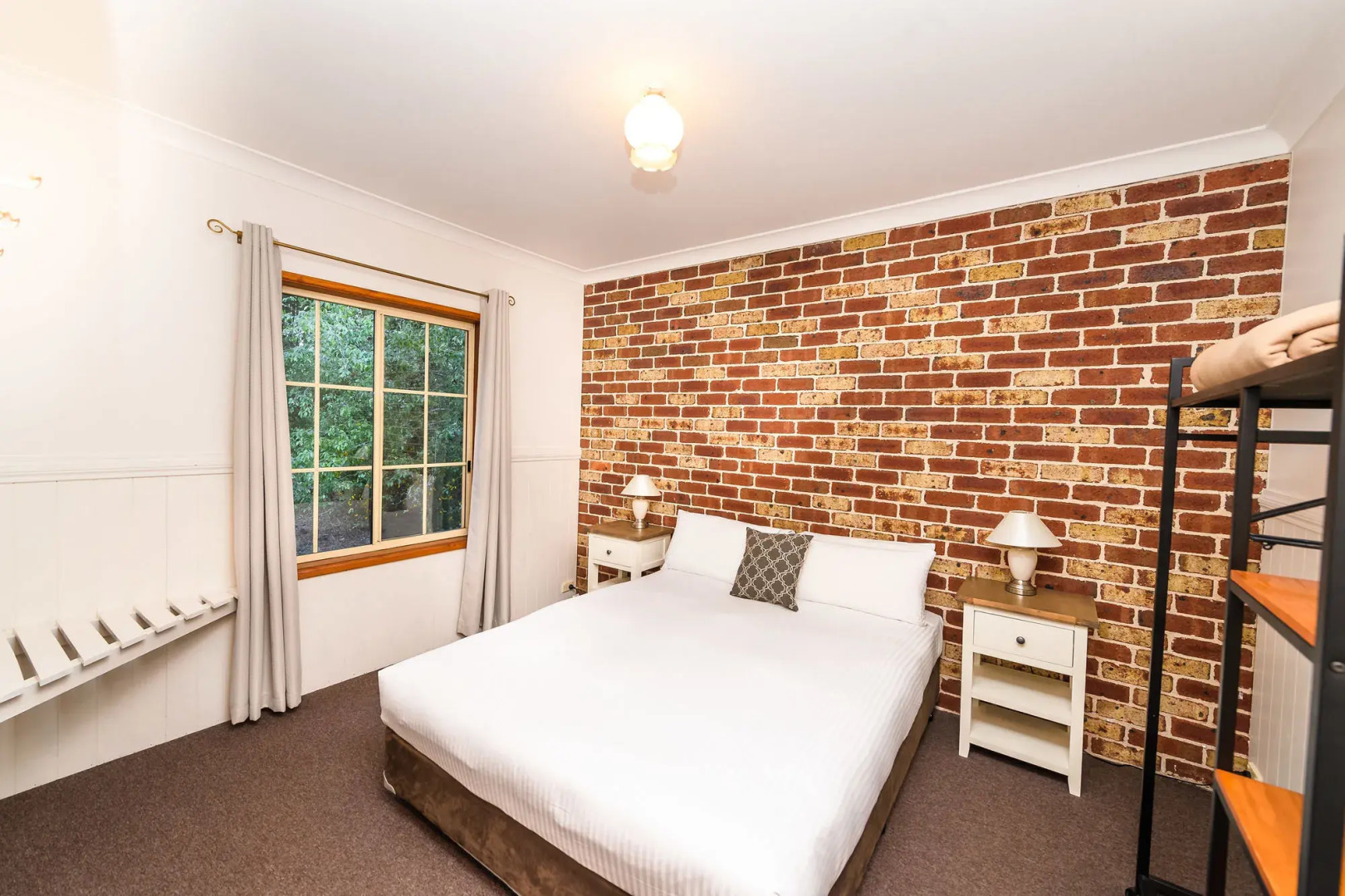 Federation Gardens and Possums Hideaway