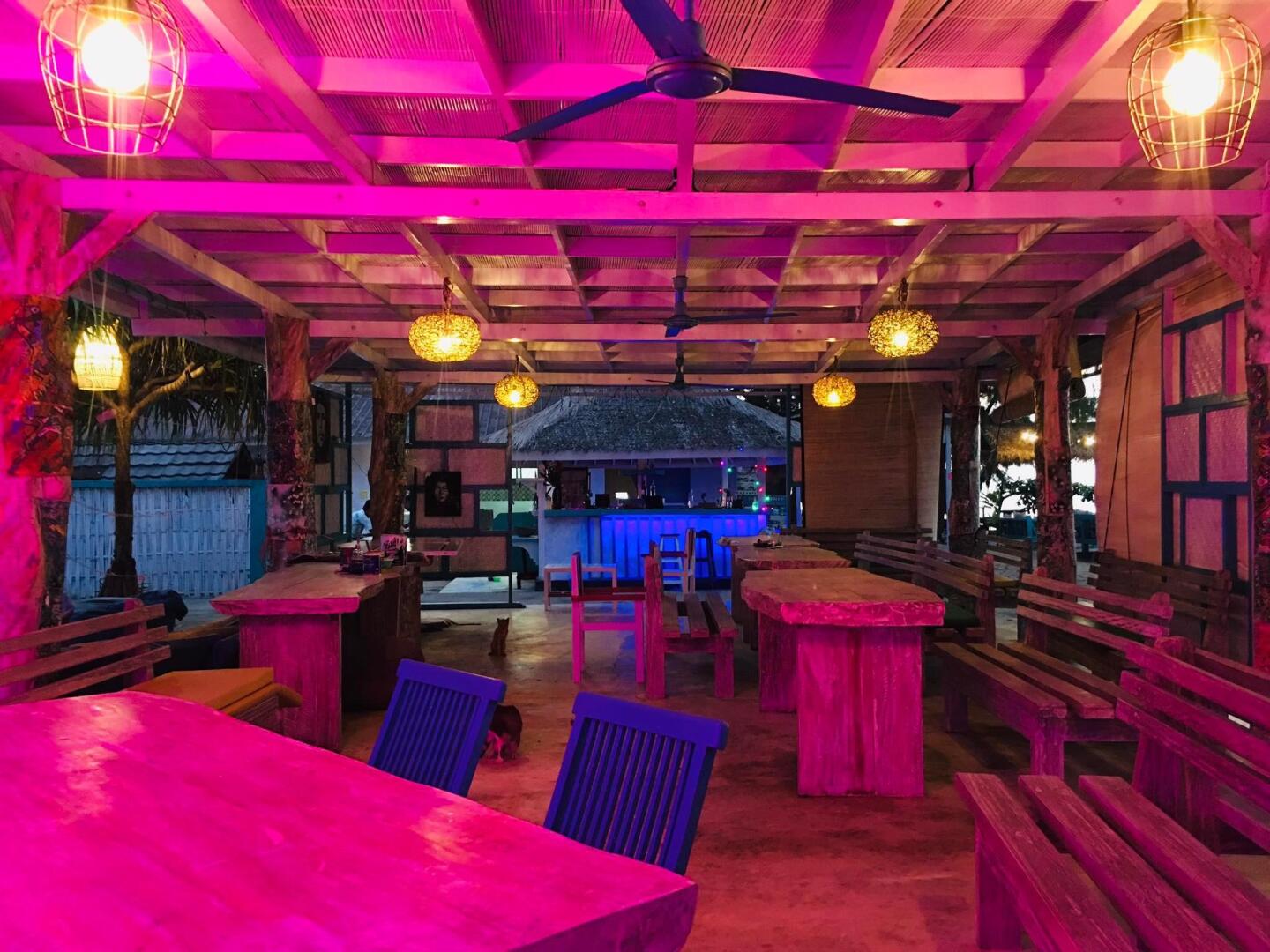 Pelangi Cottage and Bar