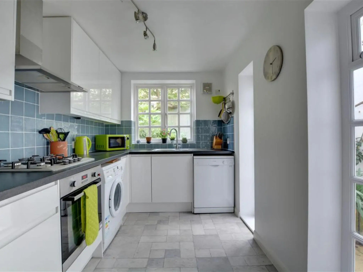 Holiday Home Crown Gardens