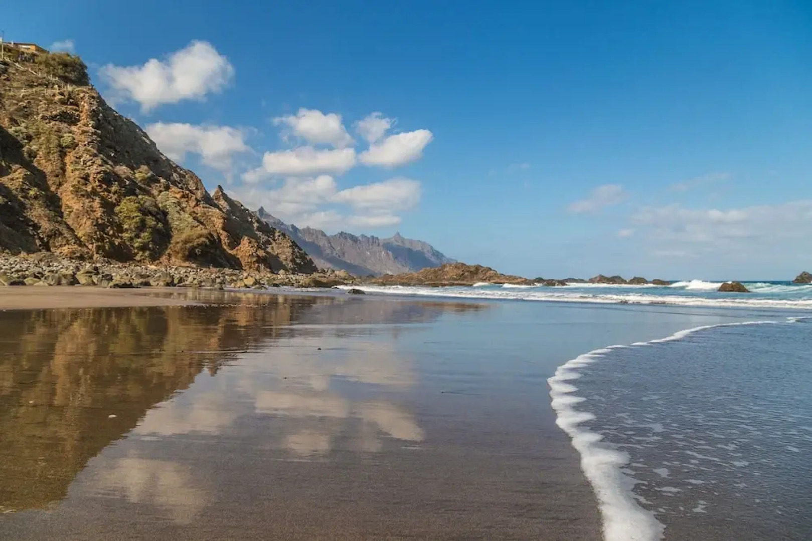 Charming villa with rich garden