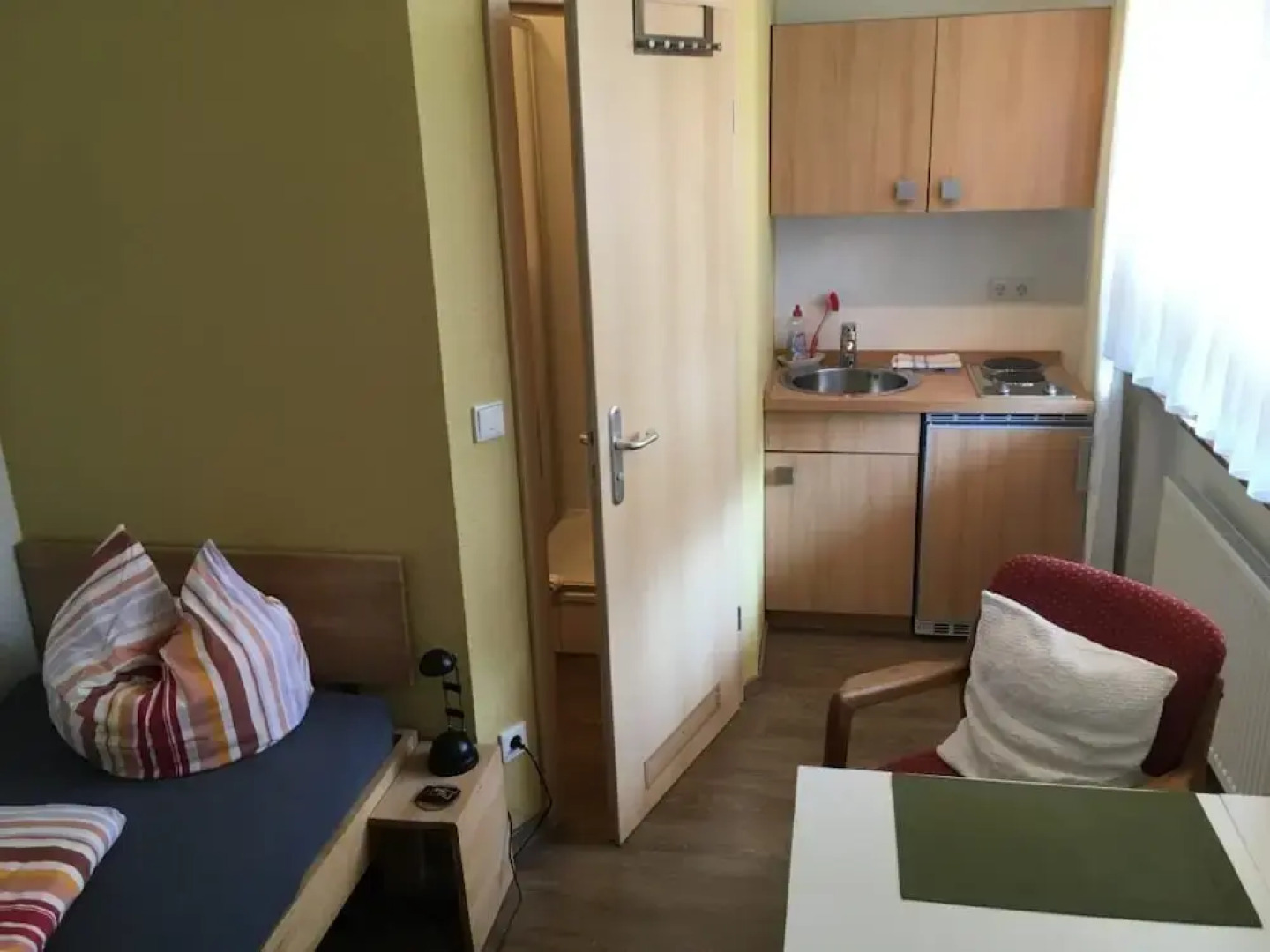 Taunusblick Ferienwohnung und Apartment