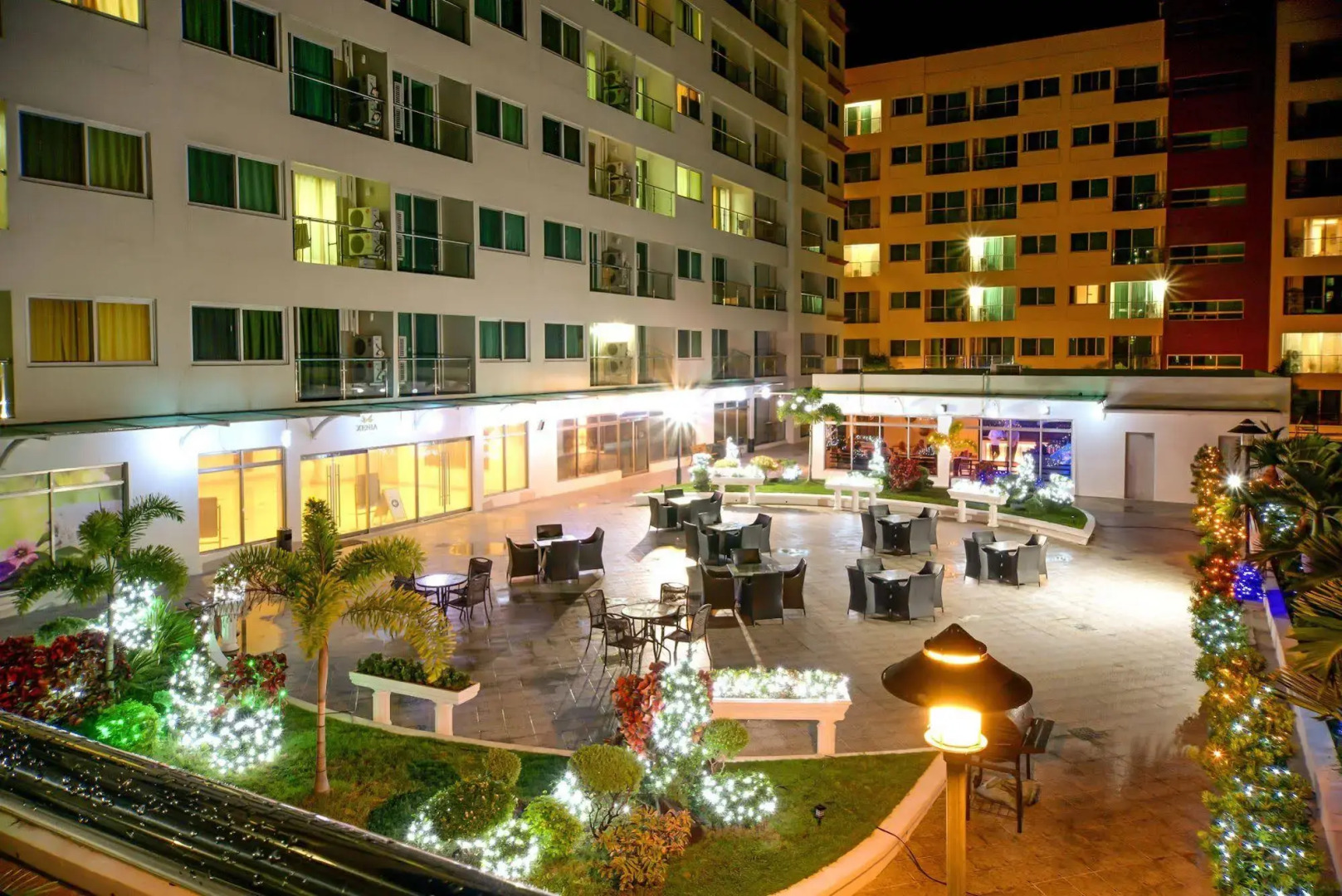 Xenia Hotel Clark - Multi Use Hotel