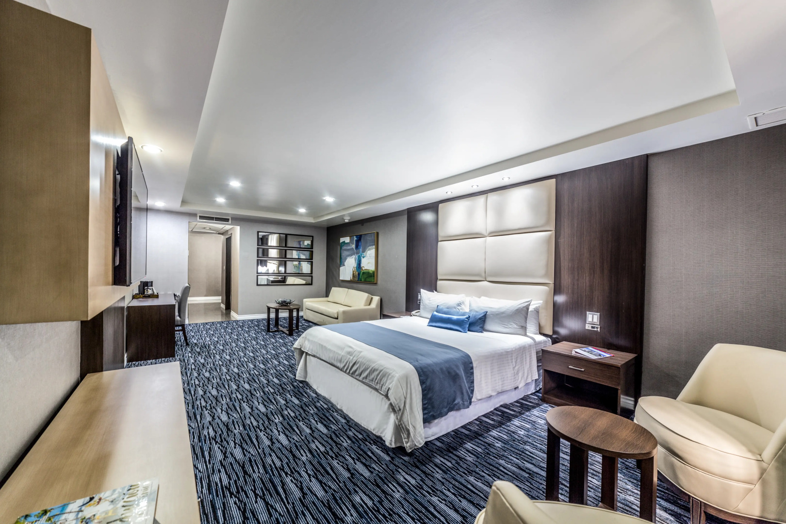 Hotel Pueblo Amigo Plaza & Casino