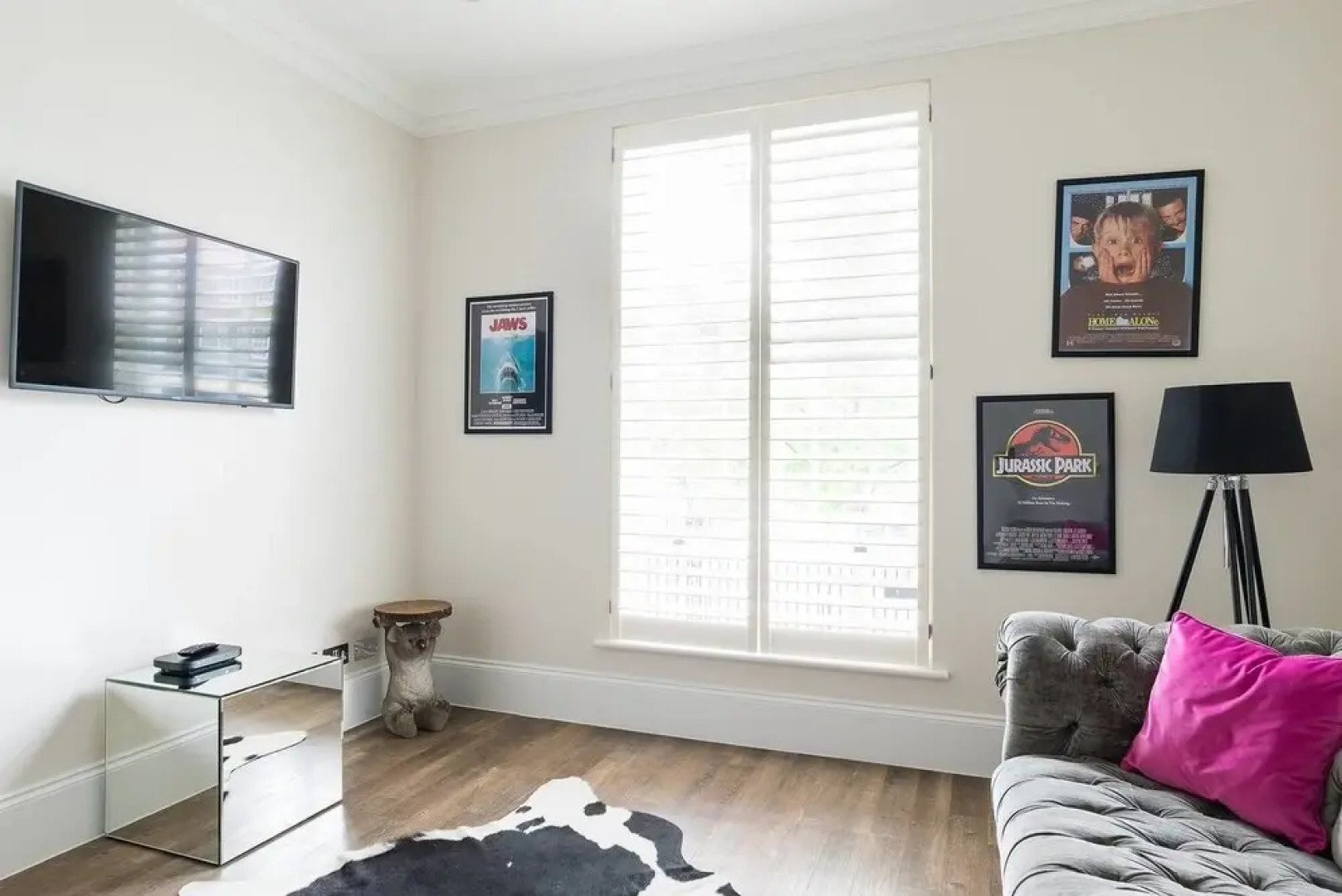 Stylish 5BR House in Hampton Court