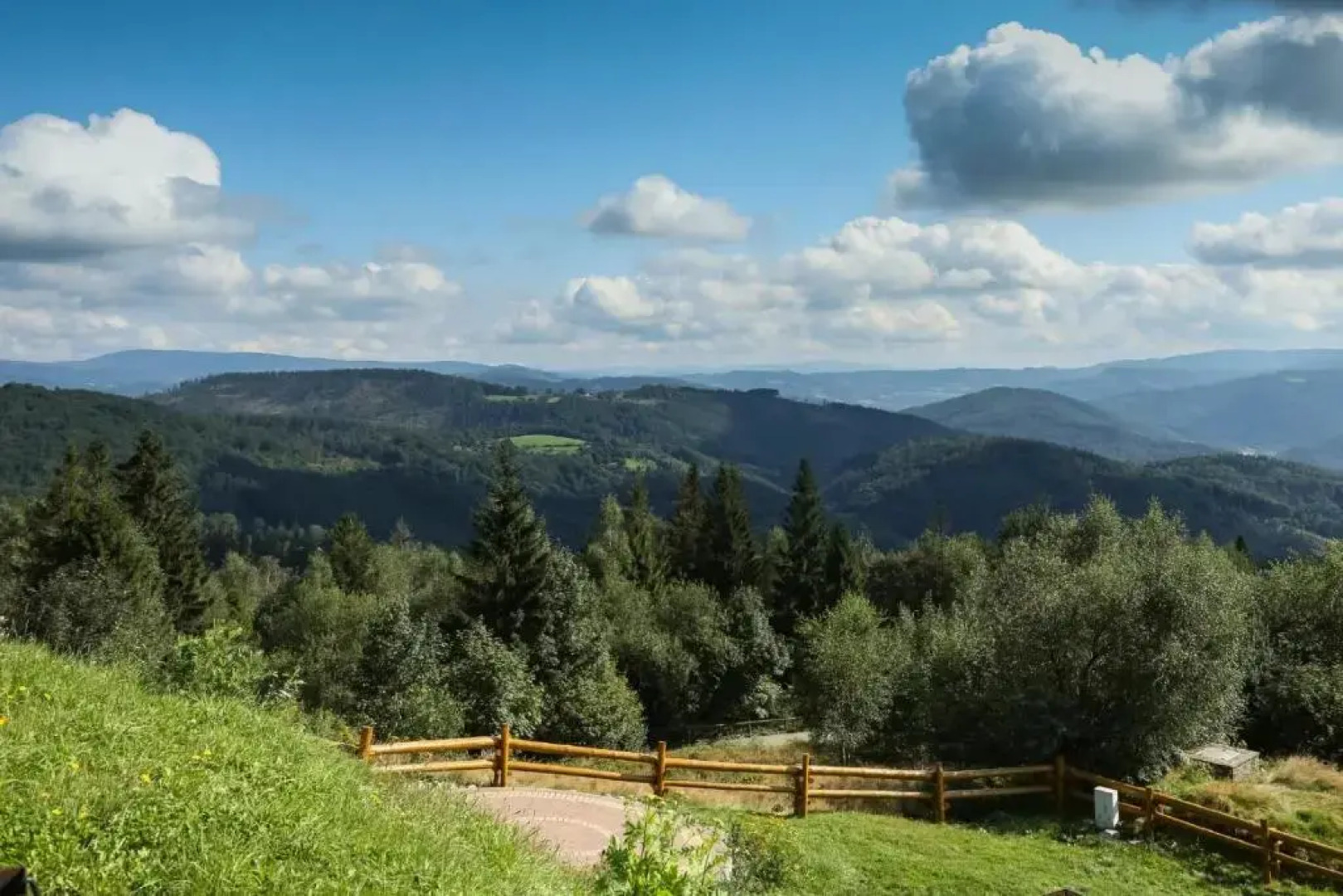Przedsiębiorstwo Uzdrowiskowe Ustroń Sanatorium i Szpital Uzdrowiskowy Równica