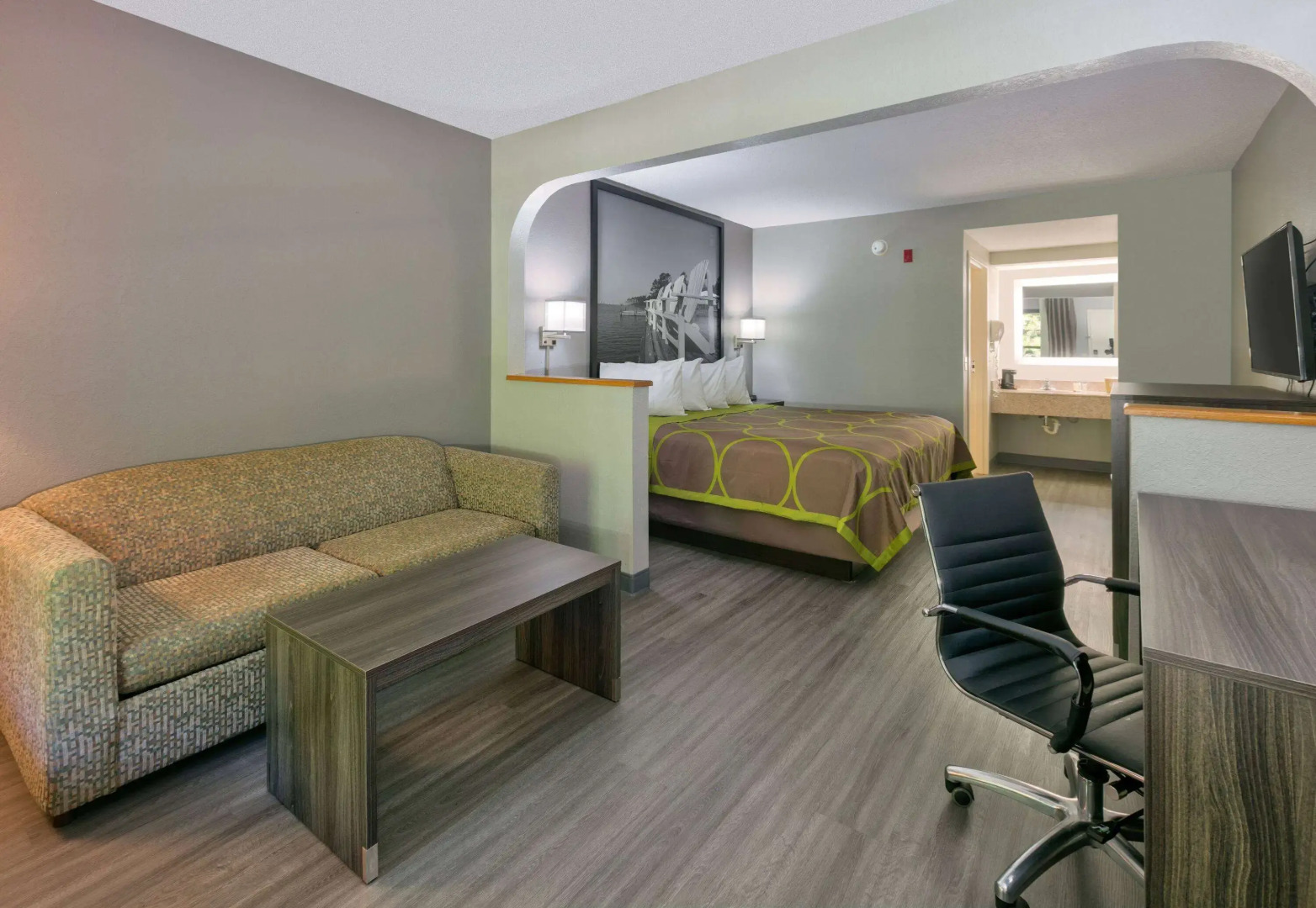 Super 8 by Wyndham Diberville Biloxi Area