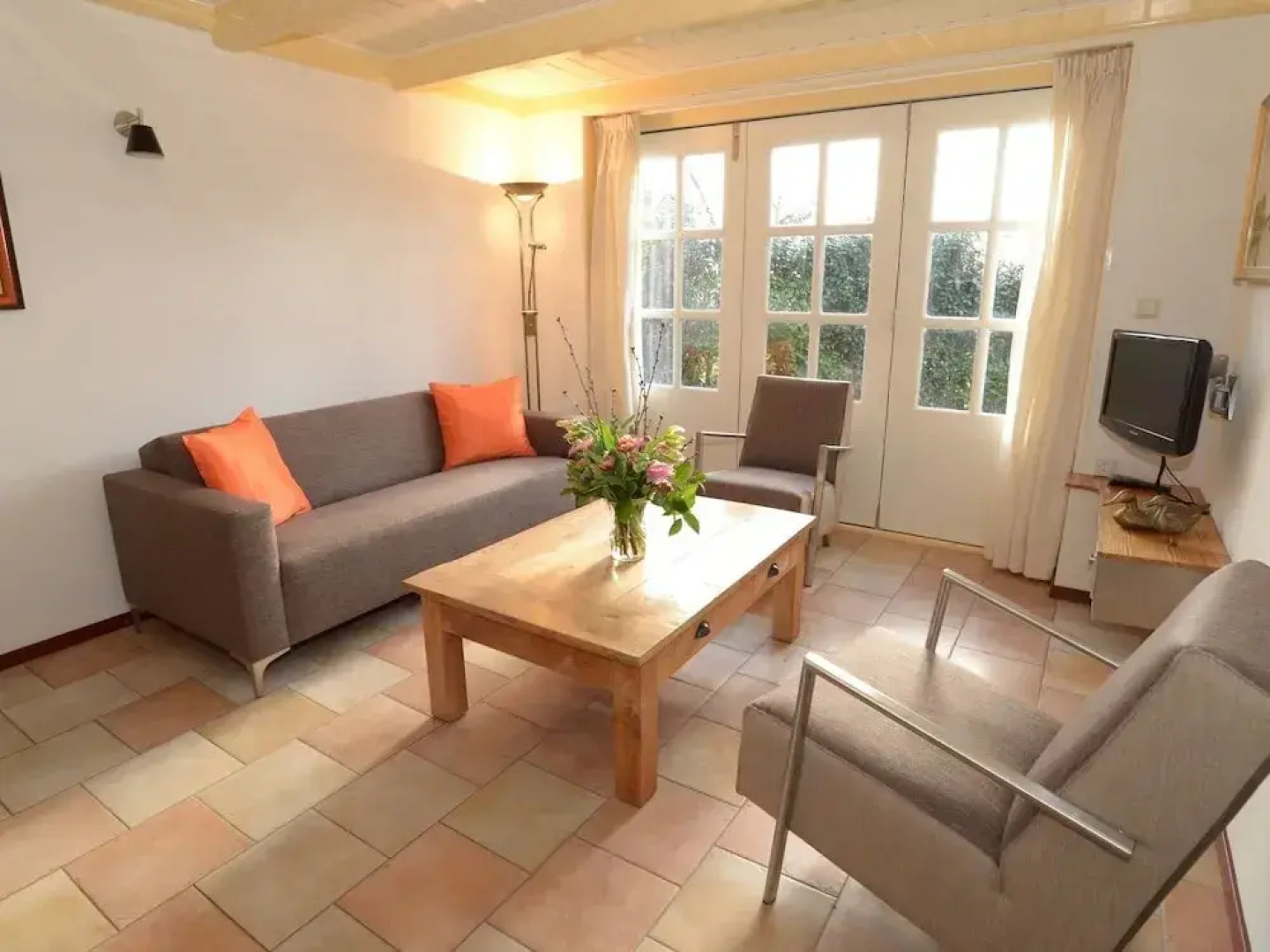 Charming Holiday Home in Texel