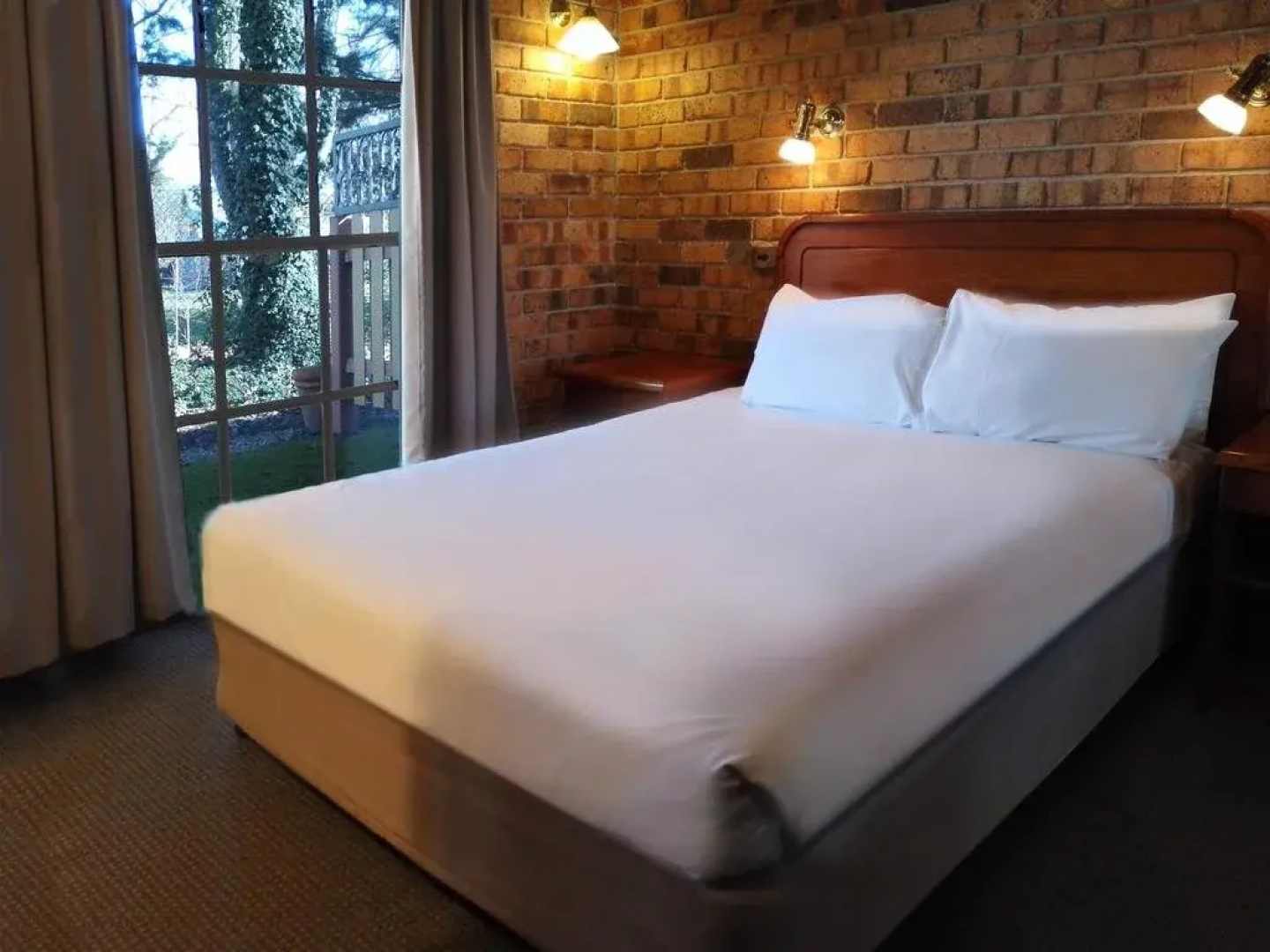 The Carrington Inn - Bungendore