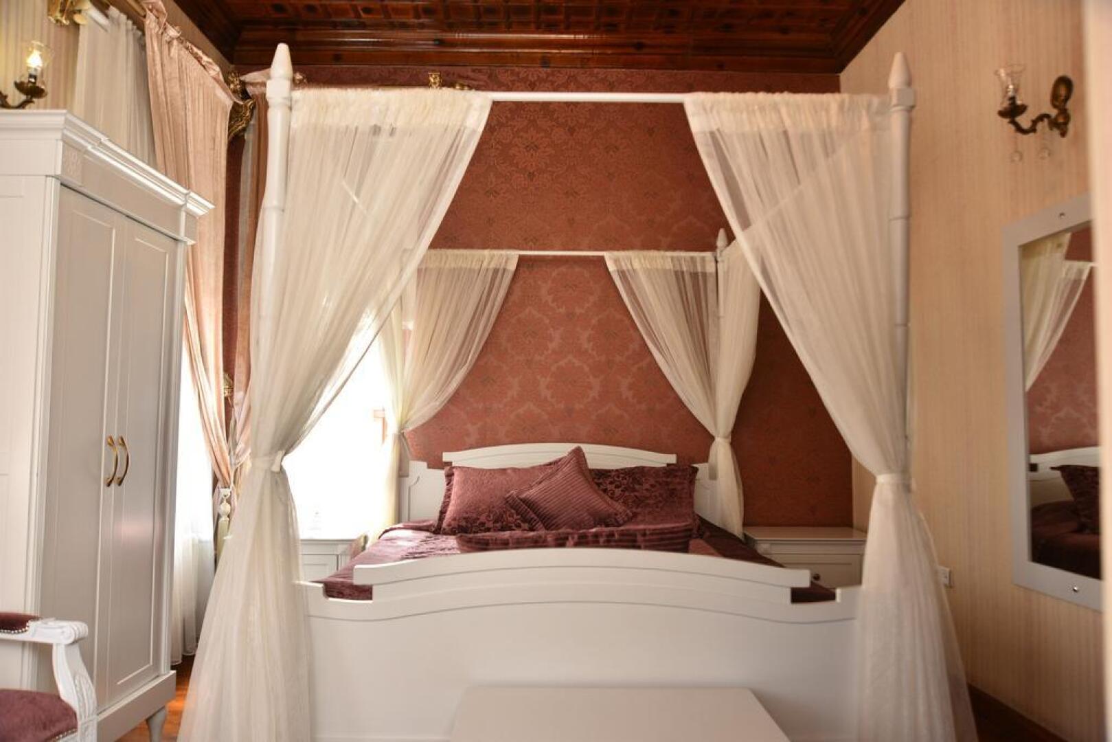 Augustus Boutique Hotel