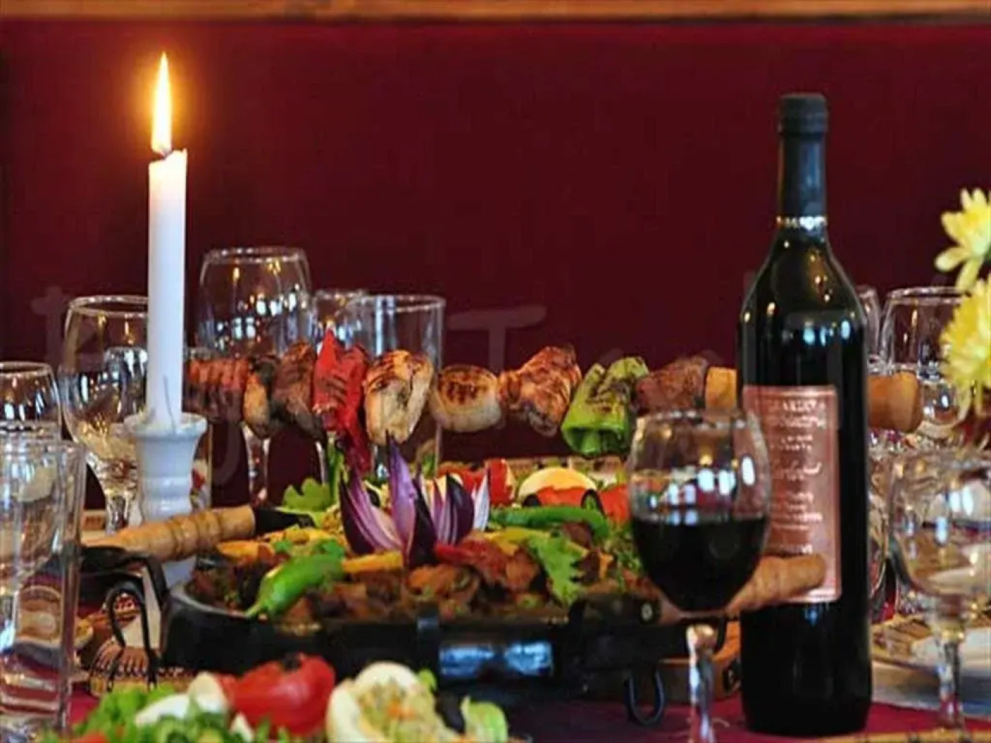 Family Hotel Emaly 2