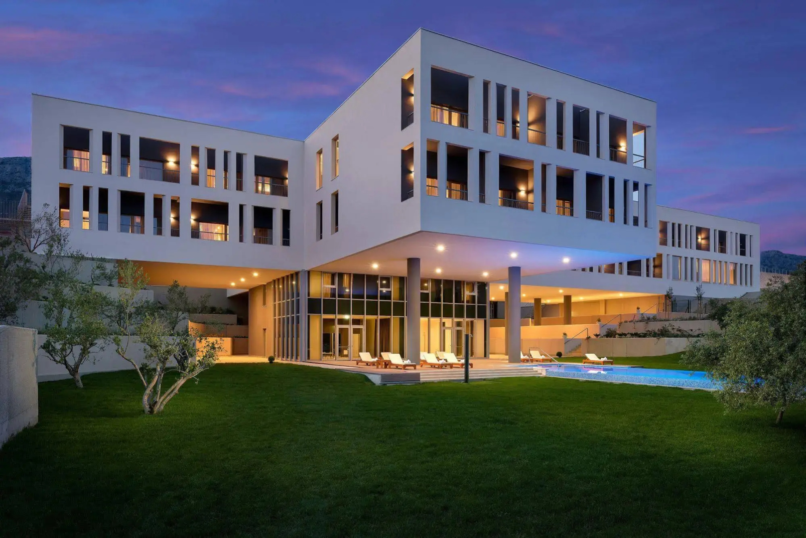 Hotel Salona Palace