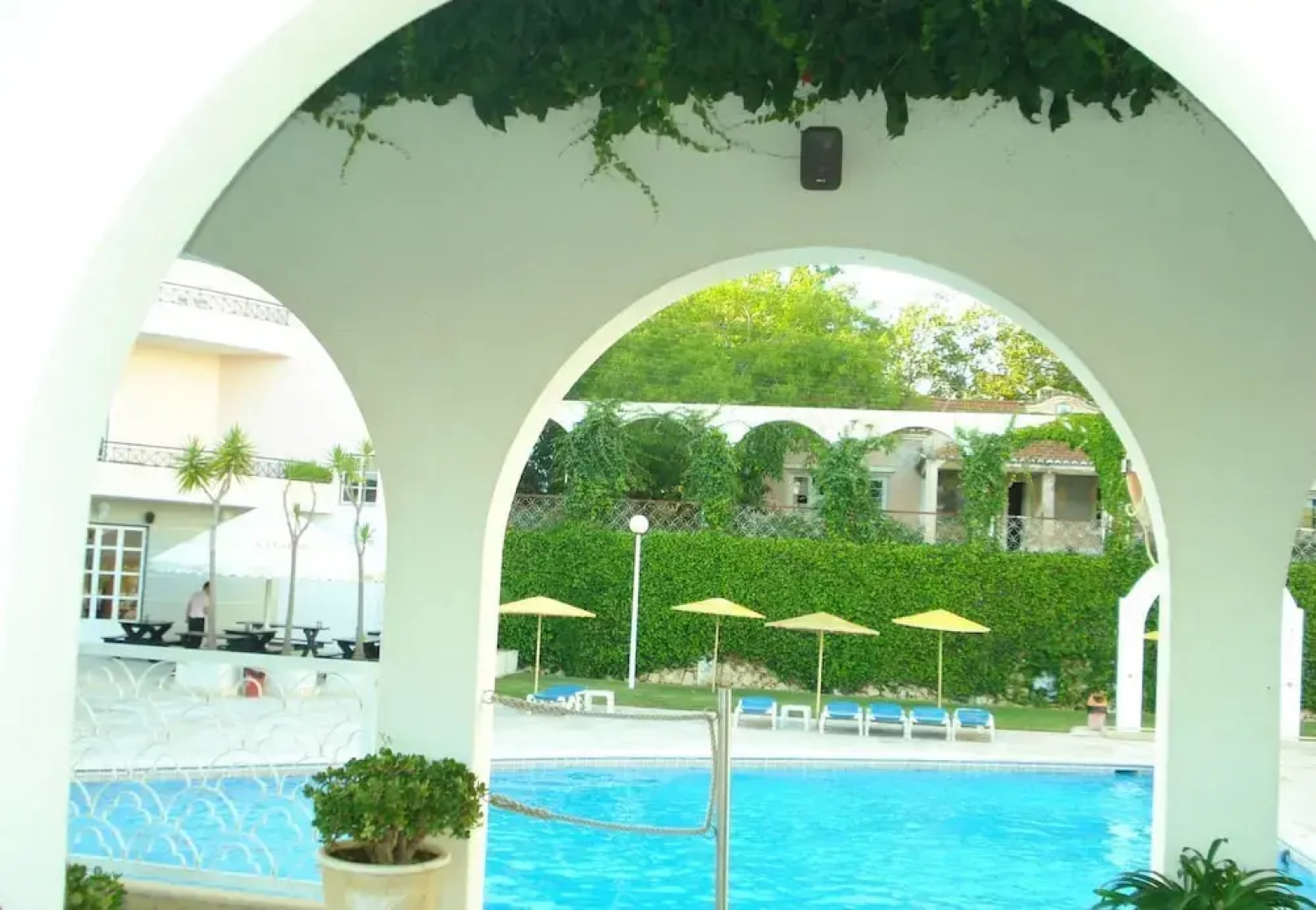 Beautiful Apt in Vila Rosa by Rental4all