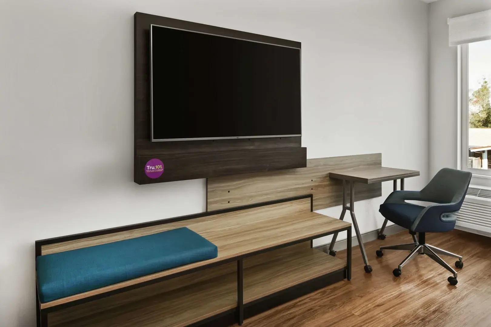 Tru by Hilton Savannah Midtown